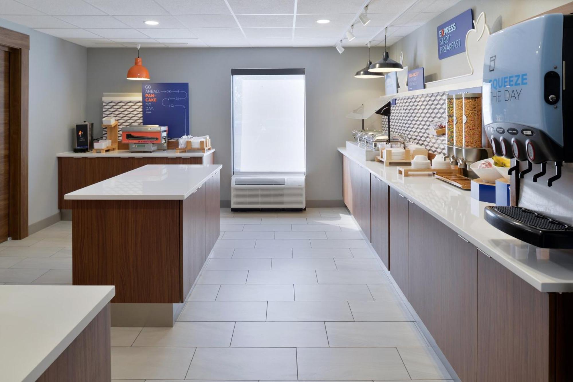 Holiday Inn Express Hotel And Suites Marysville By Ihg Dış mekan fotoğraf